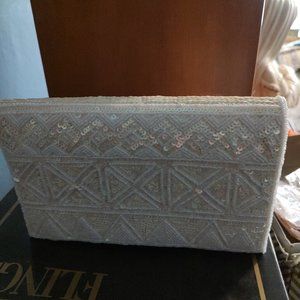 Vintage 90s beaded white purse